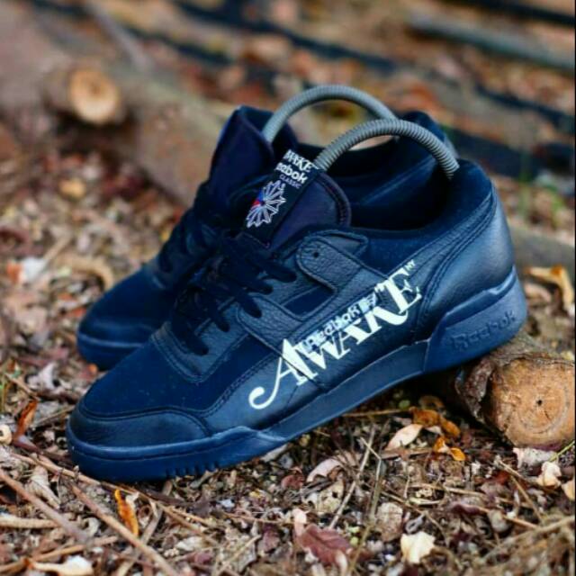 reebok awake classic