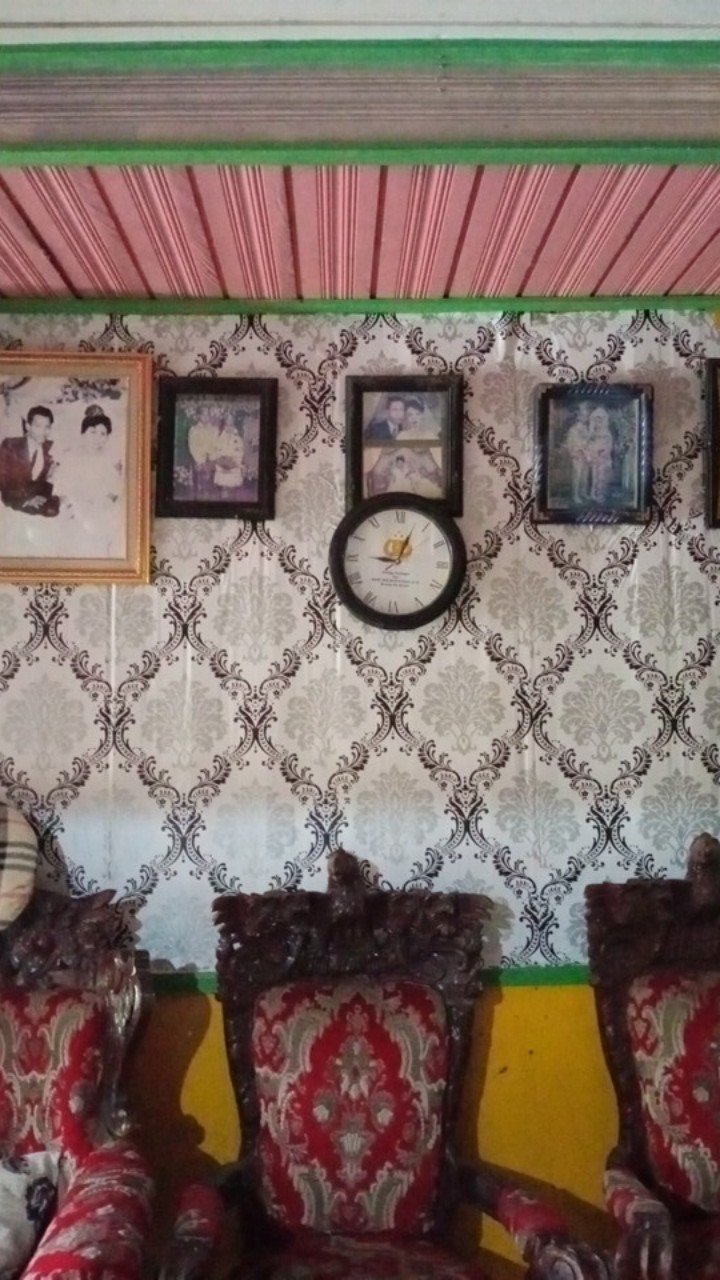 Batik Hitam Silver Wallpaper Sticker Dinding Motif Ukuran 45 Cm X 10 M Cy1037| 4 Kilo Isi 3 Roll