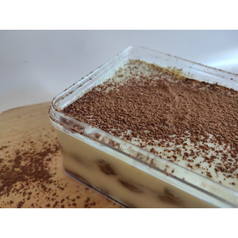 

Tiramisu Dessert Box