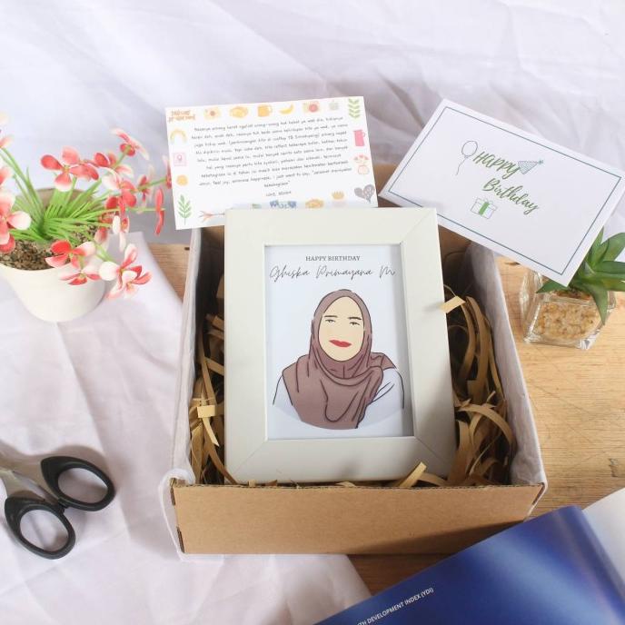 

Premium Product!!! Gift Box Custom Kado Ulang Tahun / Hampers Hadiah Birthday - Paling Diminati