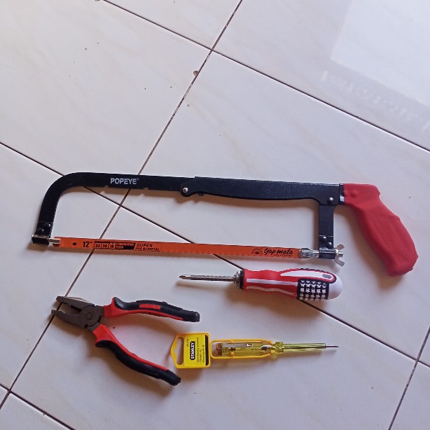 Jason Stang Gergaji Besi Gagang Pegangan Hacksaw Frame Nankai