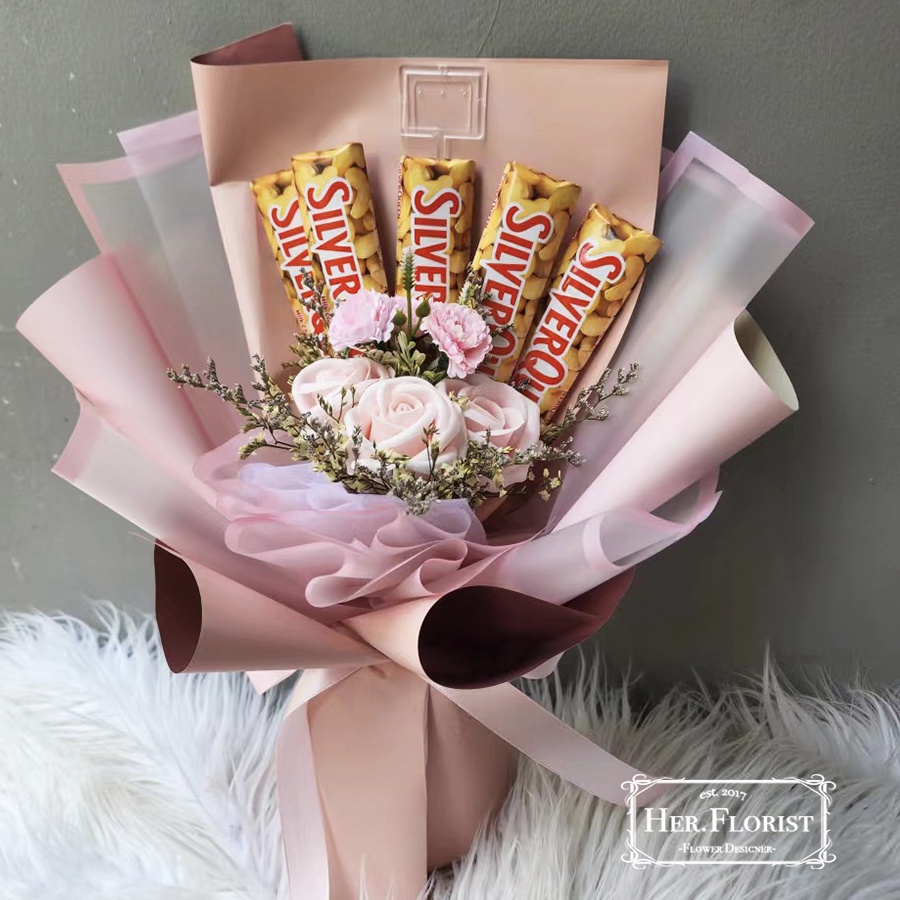 HER.FLORIST [SNACK] Buket Coklat Besar uk 50CM | Bucket Bunga Sabun, Dried Flowers & Chocolate