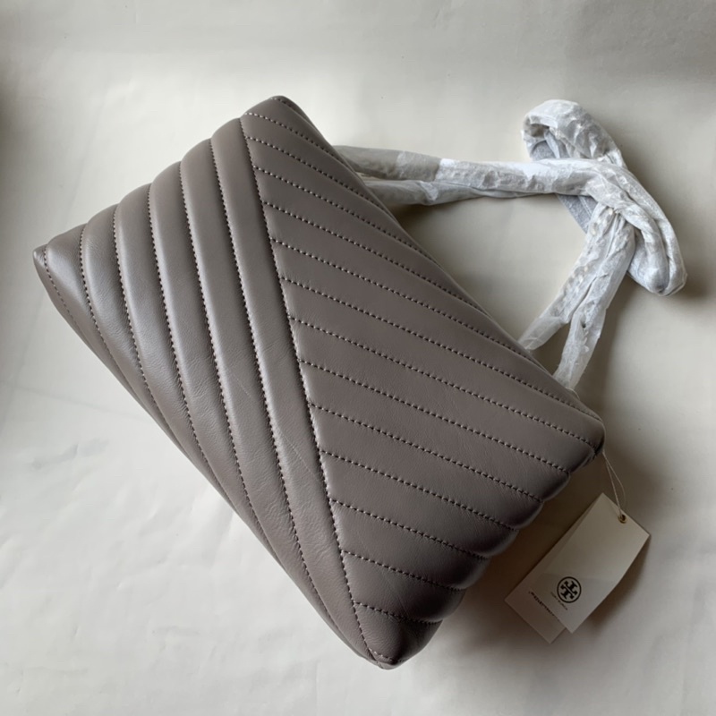 Tory Burch Kira Chevron Convertible Shoulder Bag ( Grey Heron )