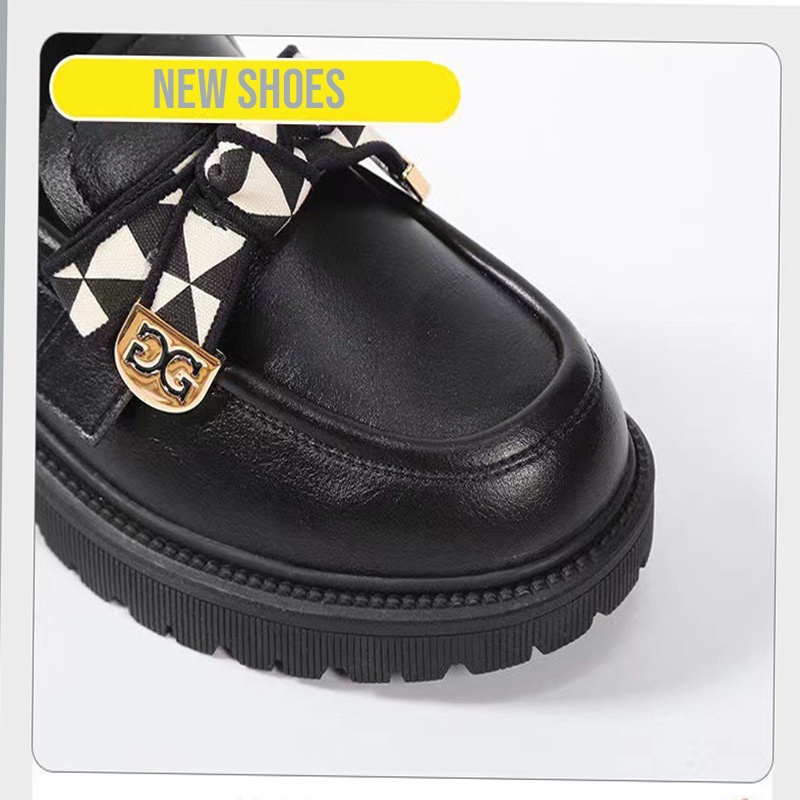 {FREE BOX} Sepatu Loafers Chain Korea Fashion Wanita Import - 2203