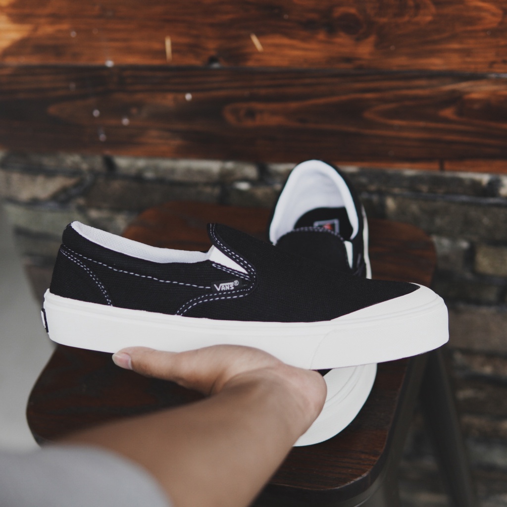 Sepatu Vans Slip On Motif TOE CAP LX Checkerboard Catur Black Off White Hitam Putih - Un-Original Premium (BISA BAYAR DI TEMPAT)