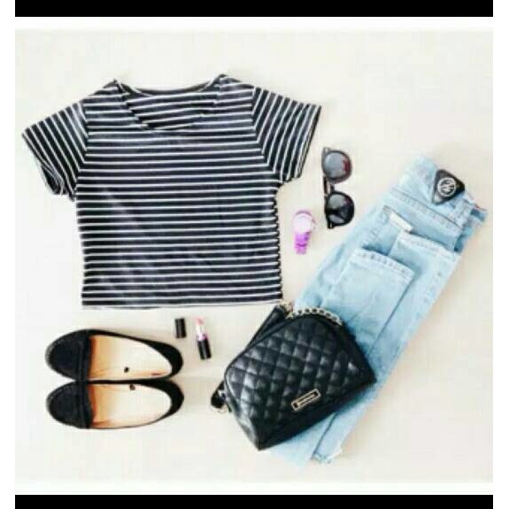 BAJU MURAH / BAJU WANITA / KAOS CROP TEE / STRIPE TEE / CROP MURAH