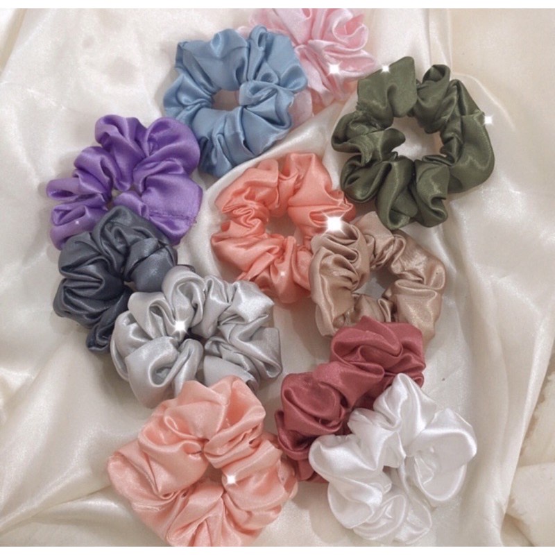 Scrunchie - Kunciran / Ikat Rambut Cepol Hijab[RANDOM MOTIF] / Ikat Rambut / Random Scrunchie Ponytail Elastis Warna-Warni Gaya Korea Wanita model kotak dan polos