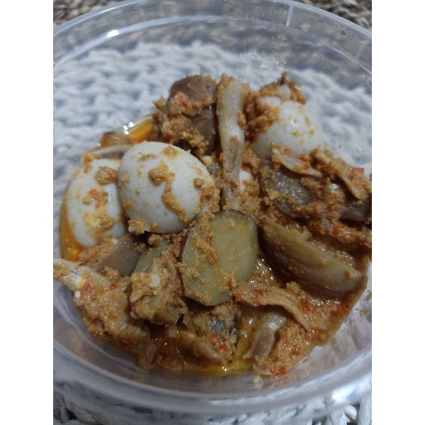 

Samba Lado Tanak Jengkol, Teri dan Telor Puyuh Khas Minang