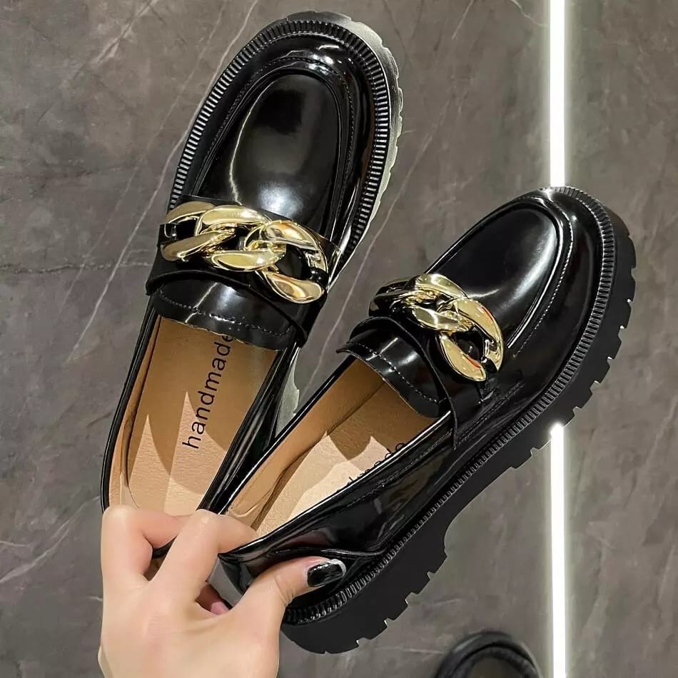 Sepatu Docmart Loafers / Sepatu Fashion Rantai Gold LOLYY 0099