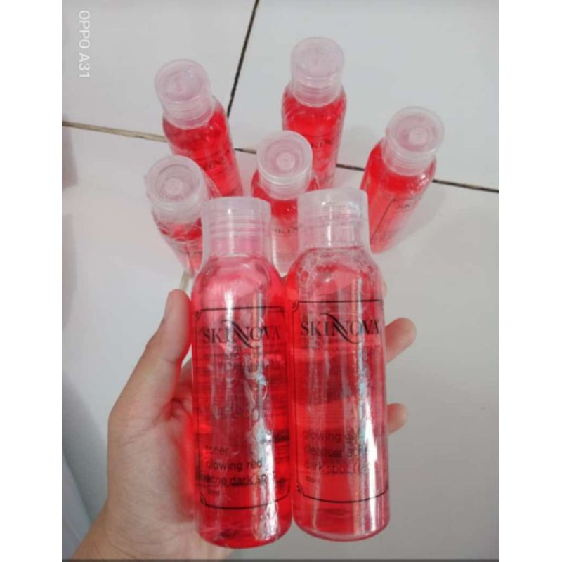 Toner Glowing Skinova