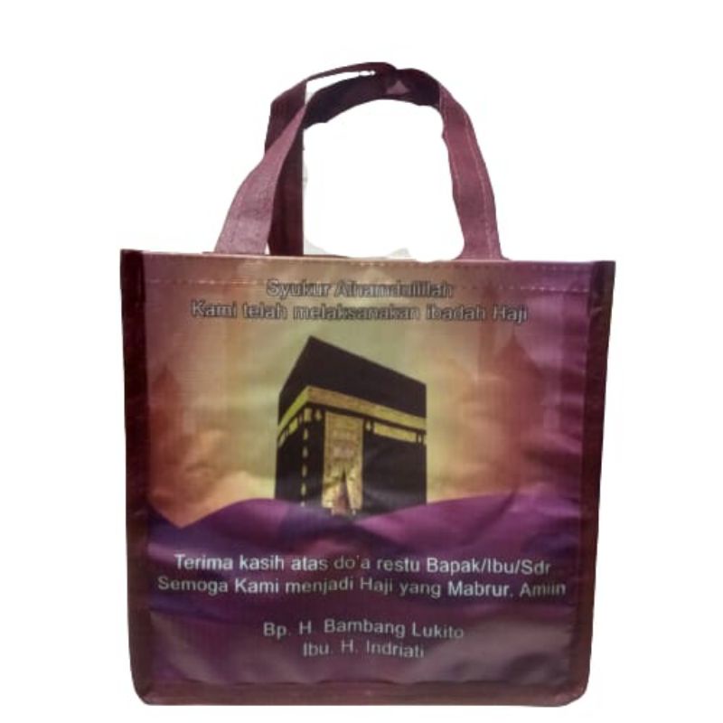 

Goodie bag murah ukuran 20x20cm
