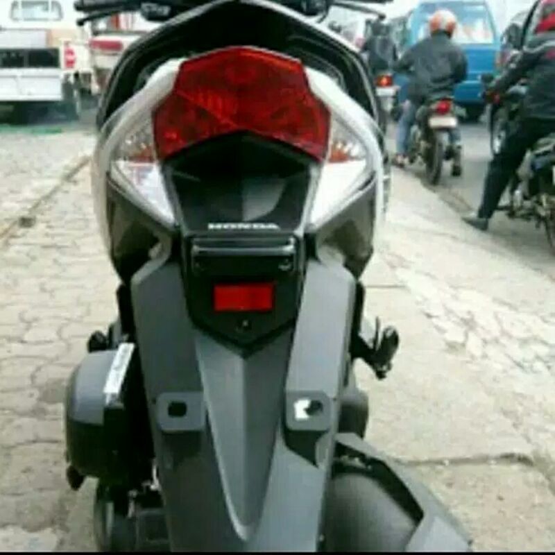 kaca mika lampu belakang / stoplamp vario tecno 125