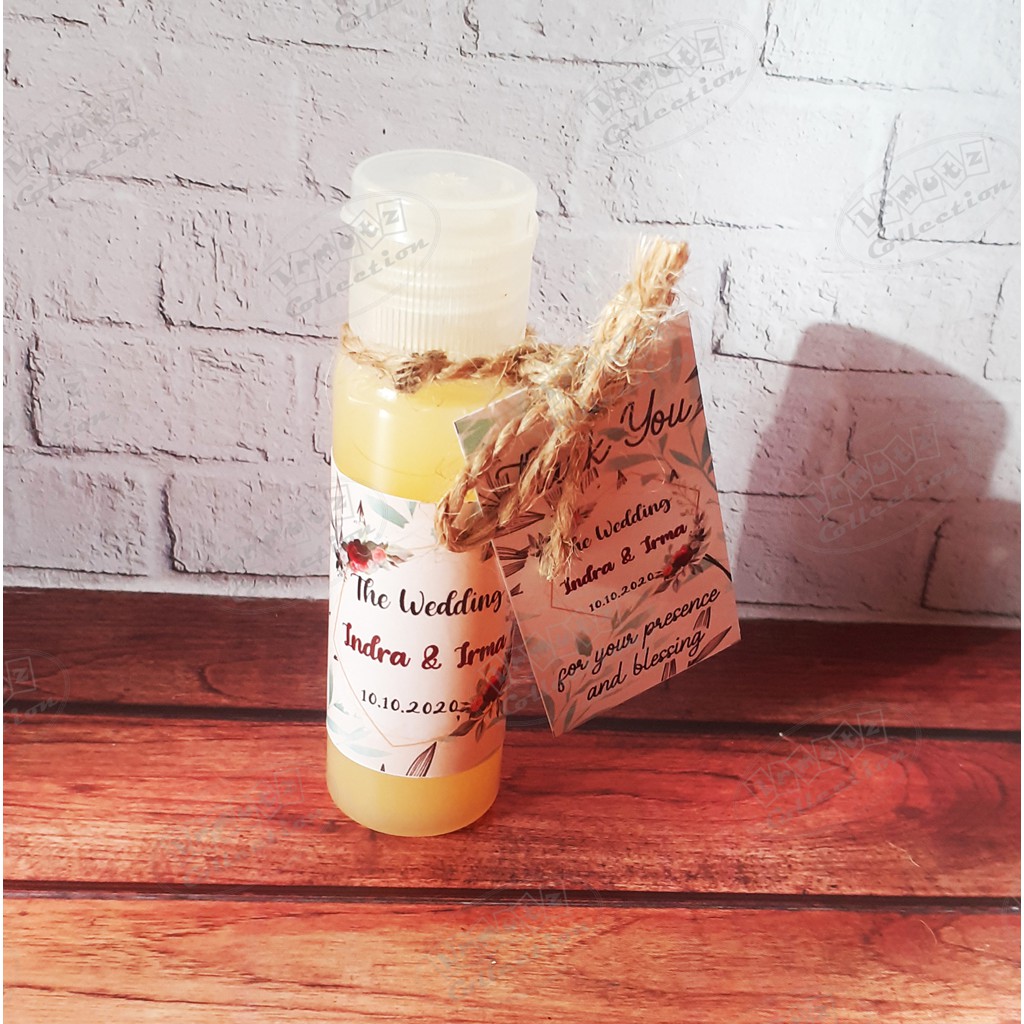 

Sticker Souvenir Hand Sanitizer Gift Wedding Pernikahan Botol 30 ml MELINGKAR (TIDAK TERMASUK BOTOL & TIDAK TERMASUK CAIRAN SANITIZERNYA)
