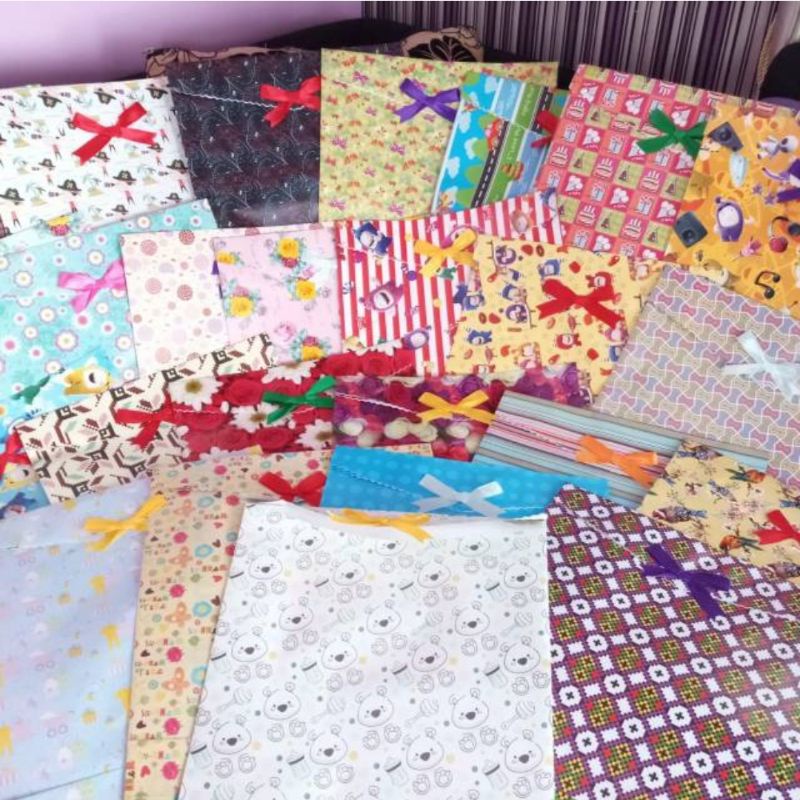 

Kertas Kado Instan (kado ultah / kado kelahiran)