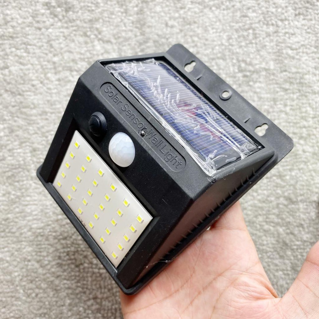 Lampu Taman Solar Powered Led Wall Light / Lampu matahari Sensor Gerak-yoyosoo