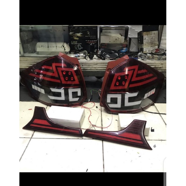 Stoplamp Suzuki Ertiga 2013-2017.Castem Lampu Stoplamp Ertiga.Lampu Suzuki Ertiga LED Bar Nyala Lamp