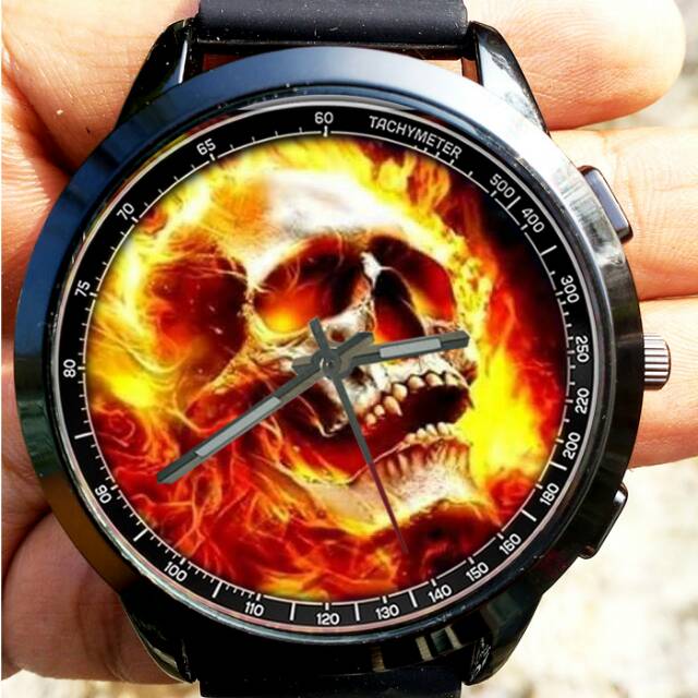 Jam tangan custom tengkorak