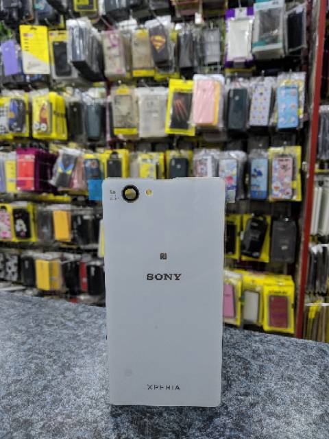 Backdoor/casing tutup baterai Sony Z1 mini