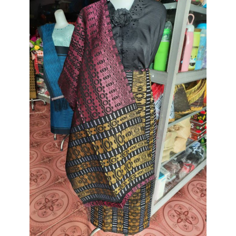 SONGKET PIALA KOSONG TENUN TANGAN TARUTUNG