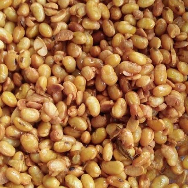 

Kacang kedelai goreng