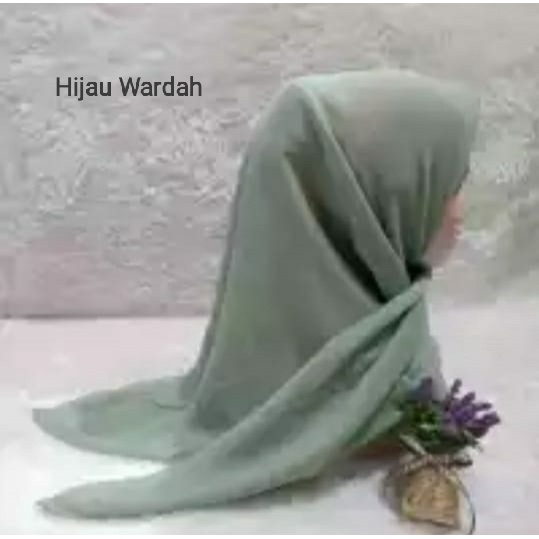 QBZ / SEGI 4 PARIS PREMIUM SERI WARNA 3 / JILBAB SEGIEMPAT PARIS NECI /SEGI EMPAT REDROS/VARISA/AZARA / CIPUT RAJUT DUA WARNA-Hijau Wardah