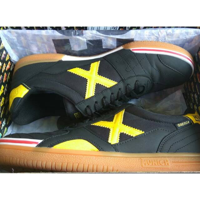 Sepatu Futsal X Munich Gresca