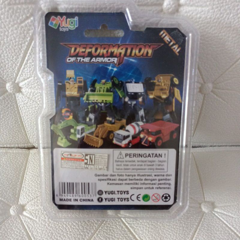 Mainan action figure diecast Deformation of the armor