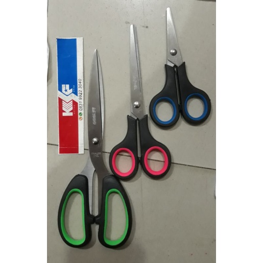 

GUNTING DAIWA RENCENG CARD GUNTING KANTOR DAN SEKOLAH GUNTING SERBAGUNA DAIWA SERI WARNA