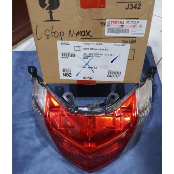 LAMPU STOP BELAKANG NMAX ASLI ORI YAMAHA 2DP H4710 00