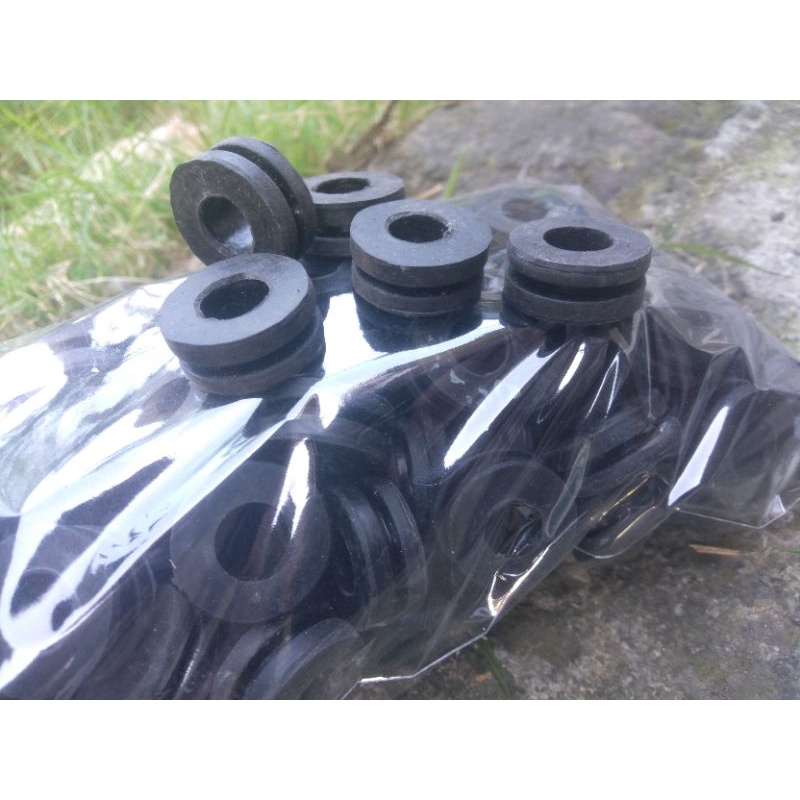 karet gromet karet body spakbor depan yamaha semua motor