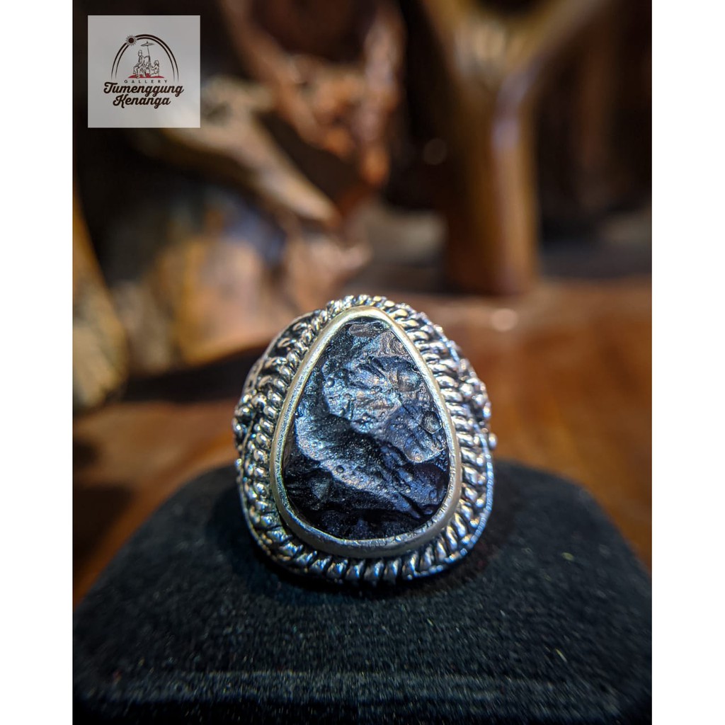 Satam Meteorite Ring Alpaka Ukir Tebal