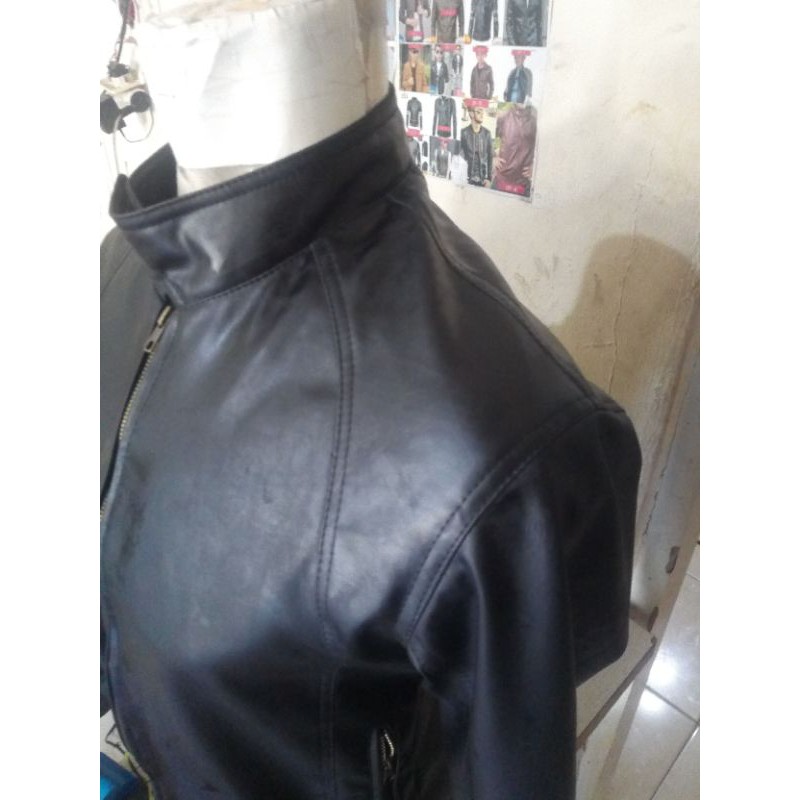 Jaket semi kulit sintetis pria