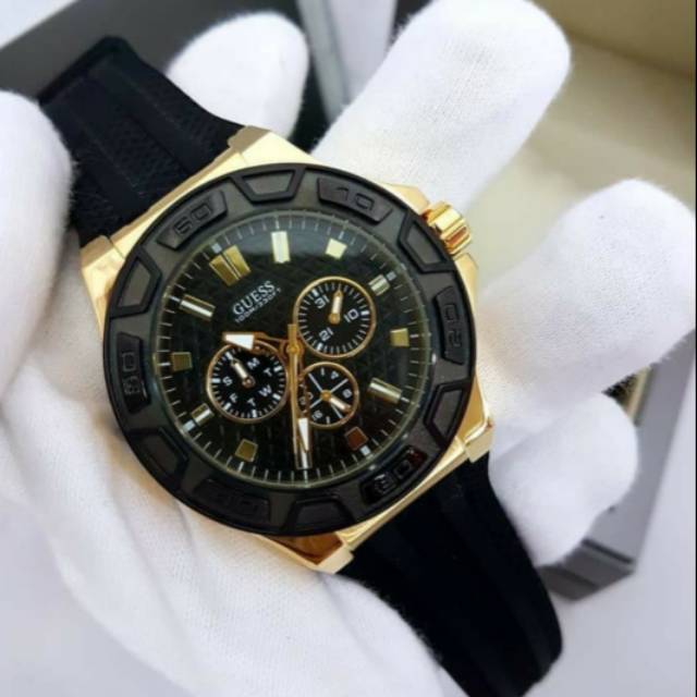 Jam Tangan Pria Guess W0674G2 Black Gold Original