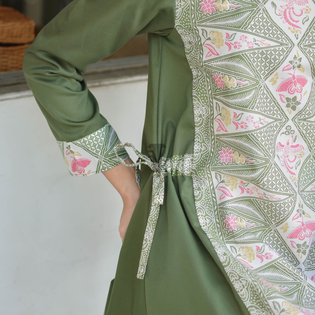 FITTINGROOM11 Tunik Batik - Dhara Tunik