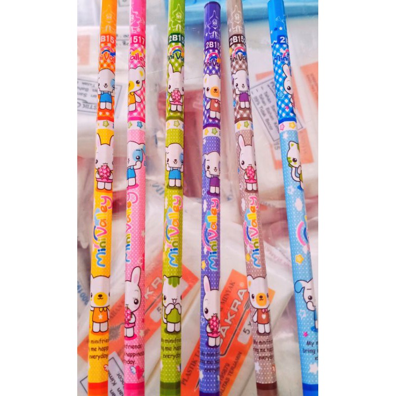 

Pensil 2B Kartun warna-warni