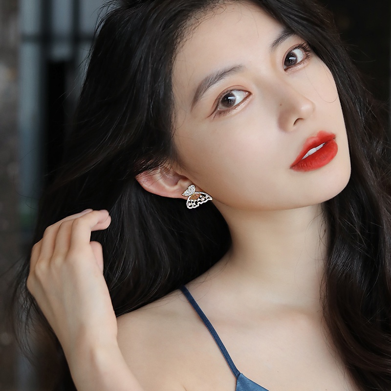 Anting Kupu-Kupu Berlian glitter Mutiara Yang Indah Aksesoris Telinga Korea Wanita