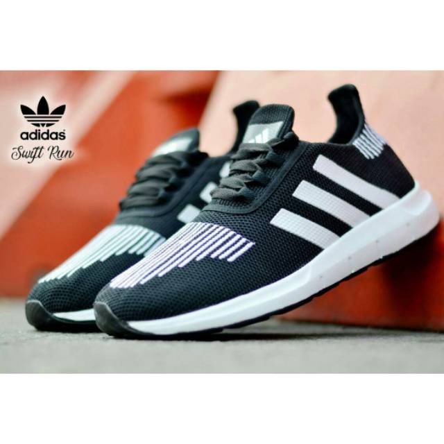 ADIDAS SWIFT RUN VIETNAM