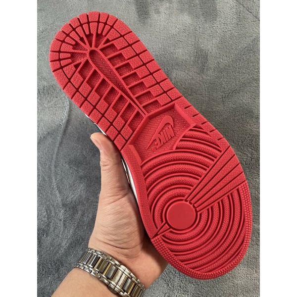 SEPATU NIKE AIR JORDAN 1 MID SE USA CD852542104