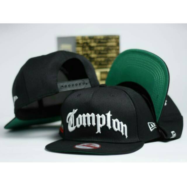 Topi Snapback Compton / snapback import compton