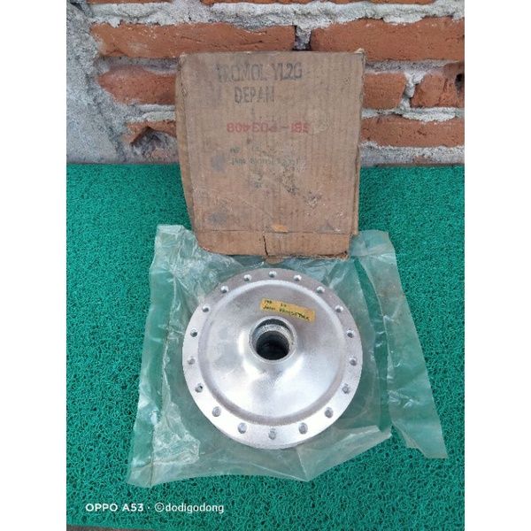 Tromol depan Yamaha L2G NOS Baru Stock Lama