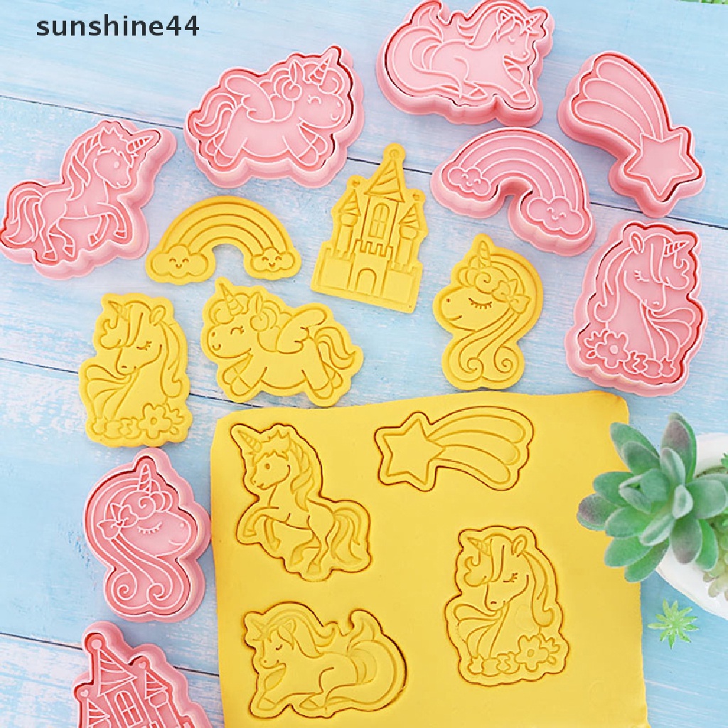 Sunshine 8PCS Cetakan Biskuit / Kue Bentuk Kartun Kuda Bahan Plastik