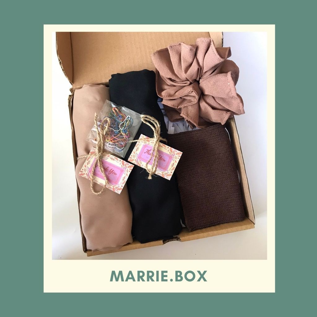 

HAMPERS HIJAB/GIFT BOX HIJAB / KADO ULANG TAHUN / KADO WISUDA / KADO MURAH