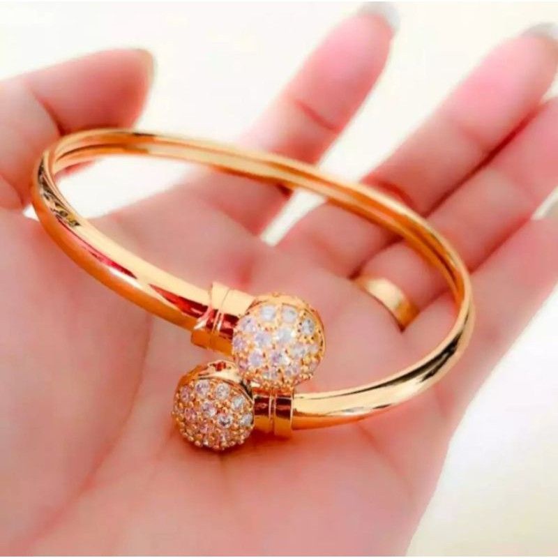 gelang tangan motif bola perhiasan wanita titanium gold