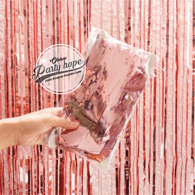 tirai foil rose gold / backdrop rose pink / foil fringe curtain elegan / hiasan ultah
