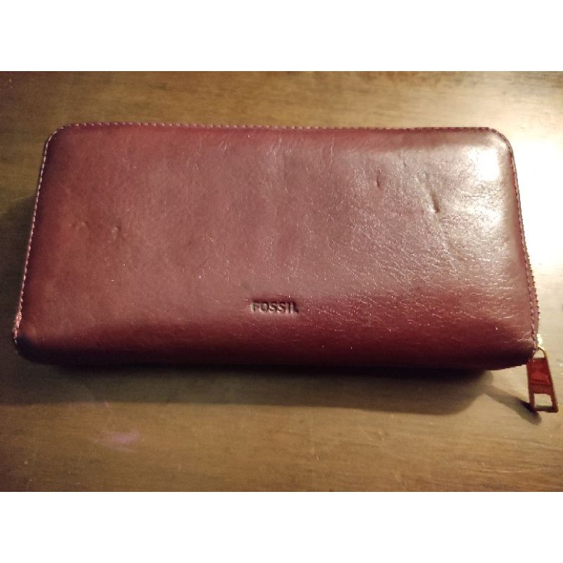 dompet fossil second