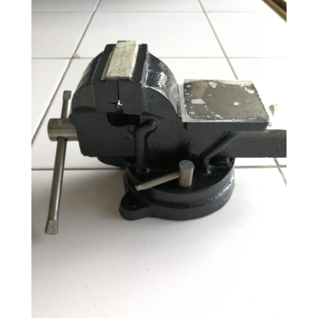 RAGUM CATOK PARON PUTAR 5INCH DUDUK MEJA BENCH VICE 5INCH CATOK MEJA 5INCH 11.5KG