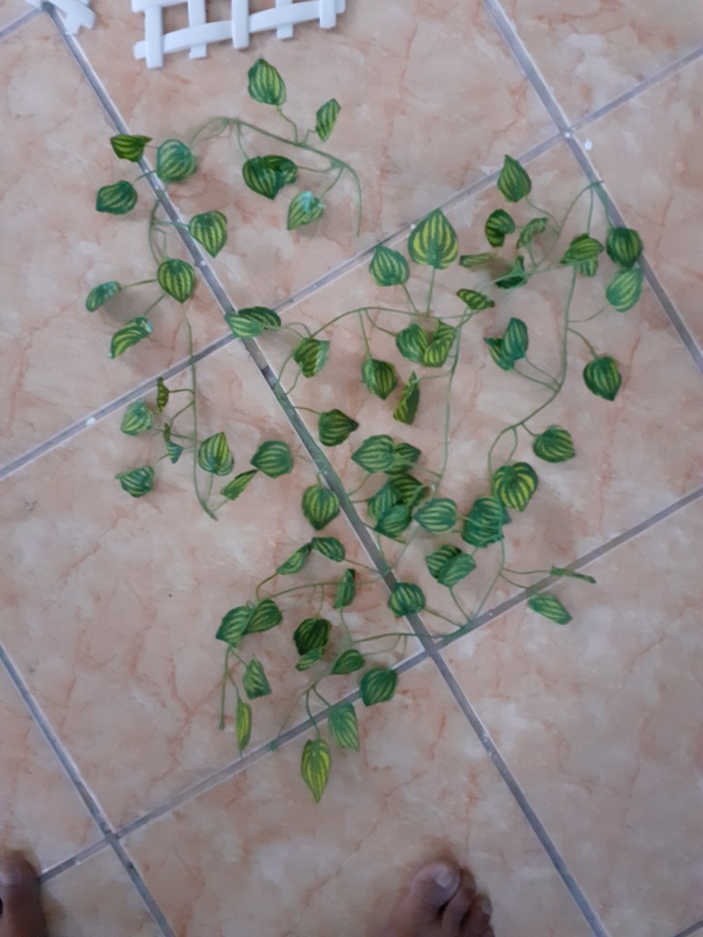Rambat Kecil /daun Rambat Artificial/ Daun Rambat Plastik/ Daun Rambat Hiasan/ Dekorasi