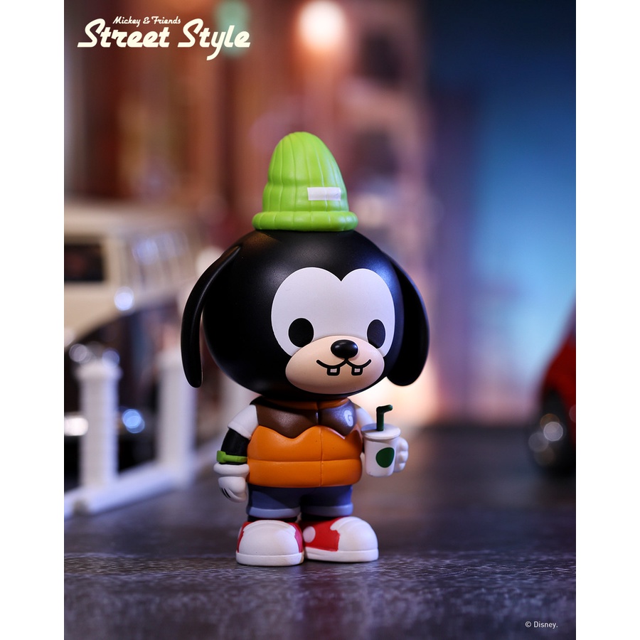 Pop Mart Mickey &amp; Friends Street Style Goofy - MISP