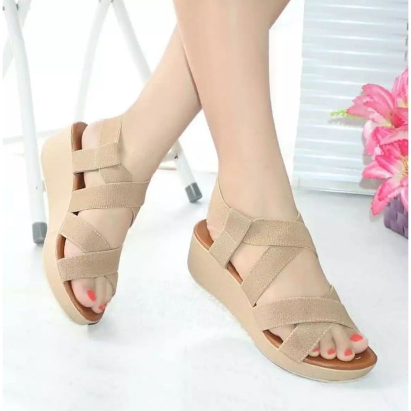 Sandal Karet Silang