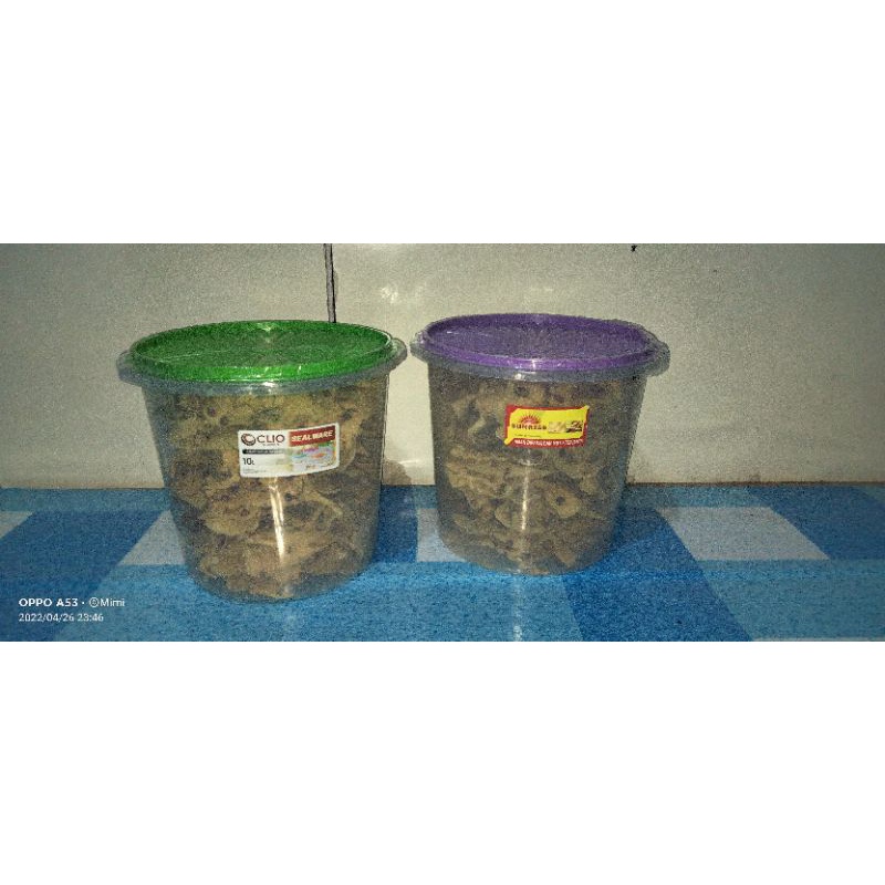 

Peyek